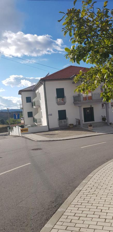 Ferrinho Hotel Guarda Bagian luar foto