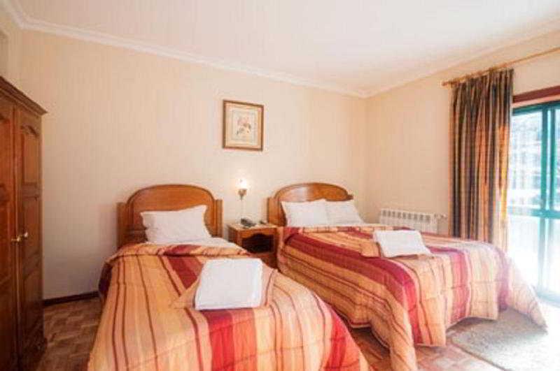 Ferrinho Hotel Guarda Bagian luar foto